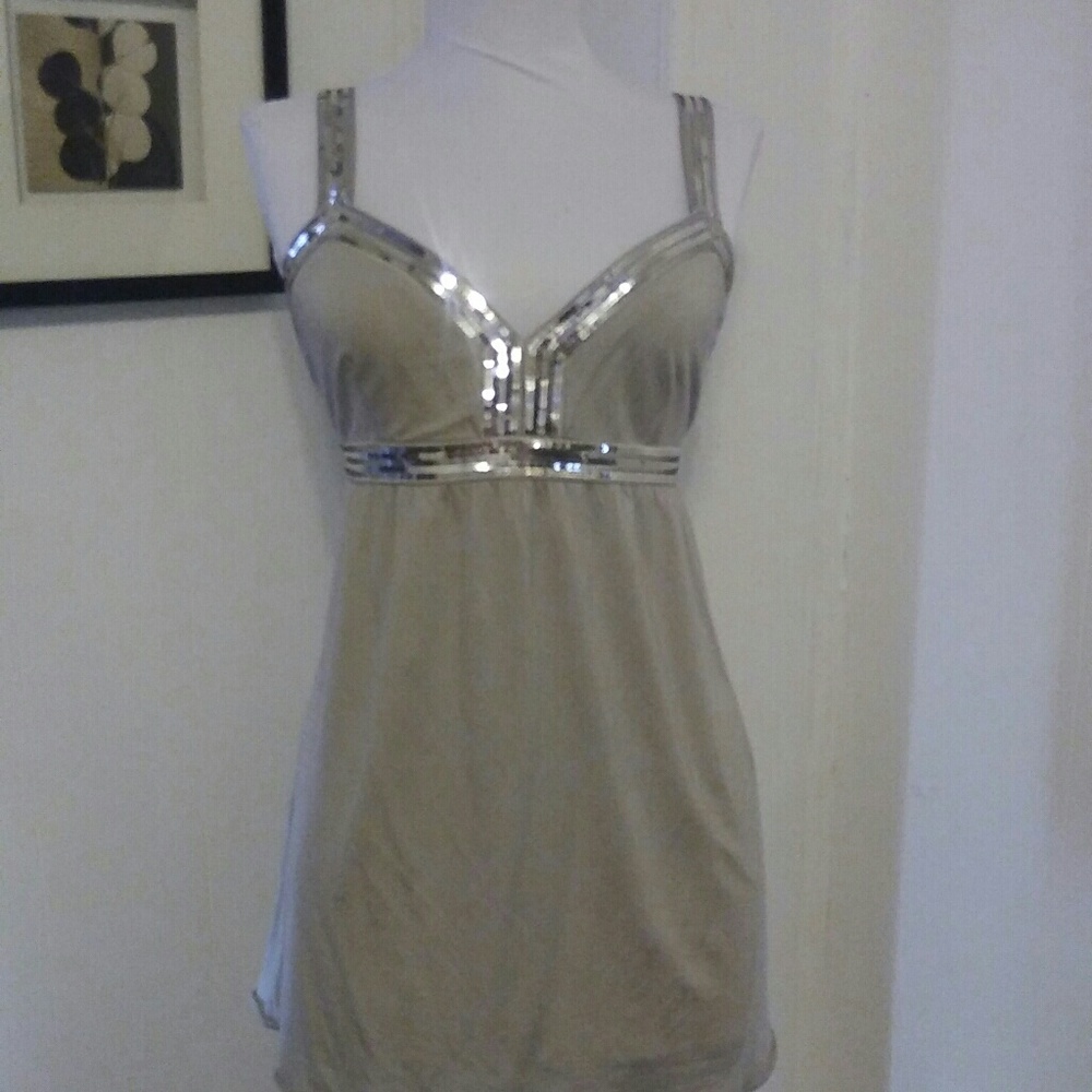 EXPRESS Top